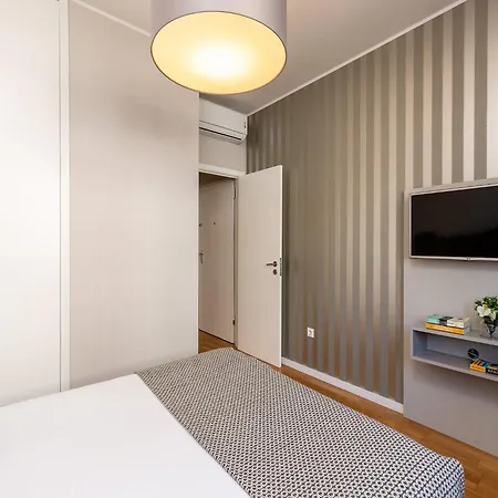 Pet-friendly Apartment *